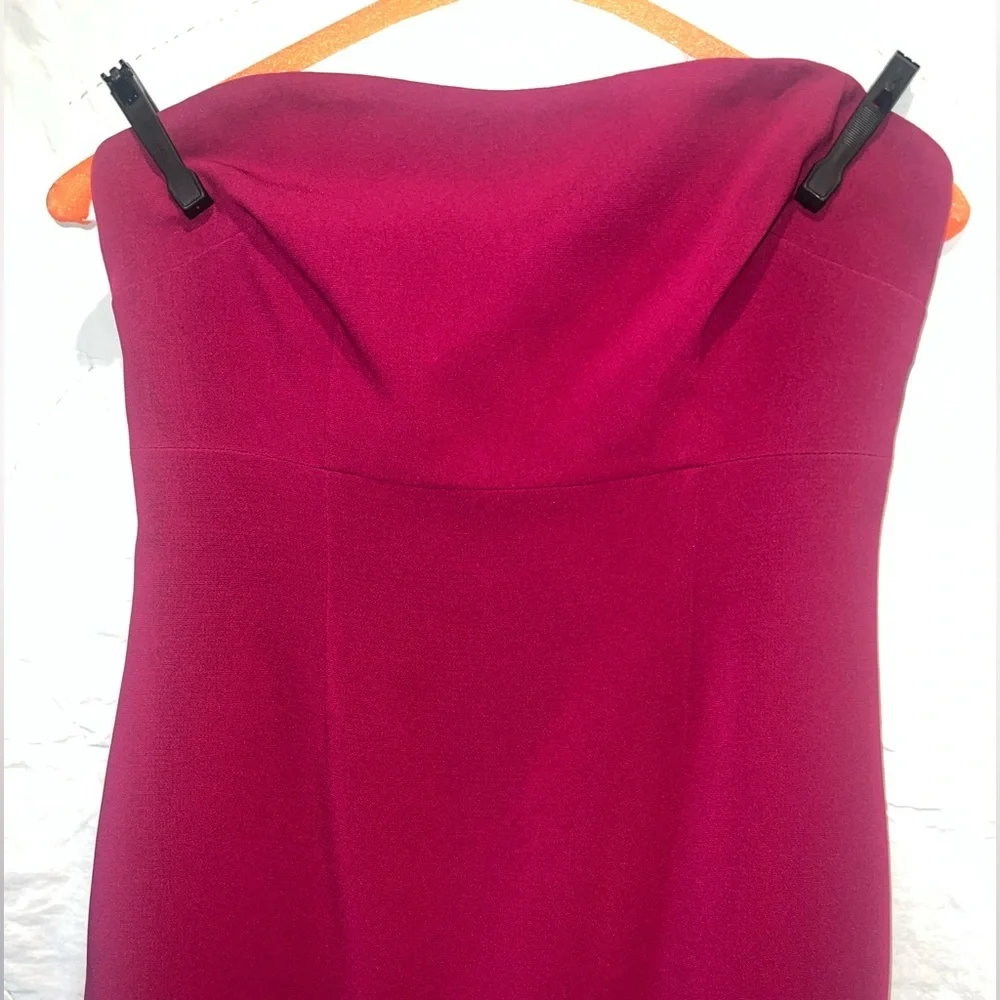 Cing à Sept Strapless Knee-Length Dress
Size: S/US 4 - Picture 6 of 10